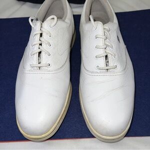 Shoes Golf FOOTJOY 9854 Womens 8.5M Cape Cod Collection Spikeless White Leather
